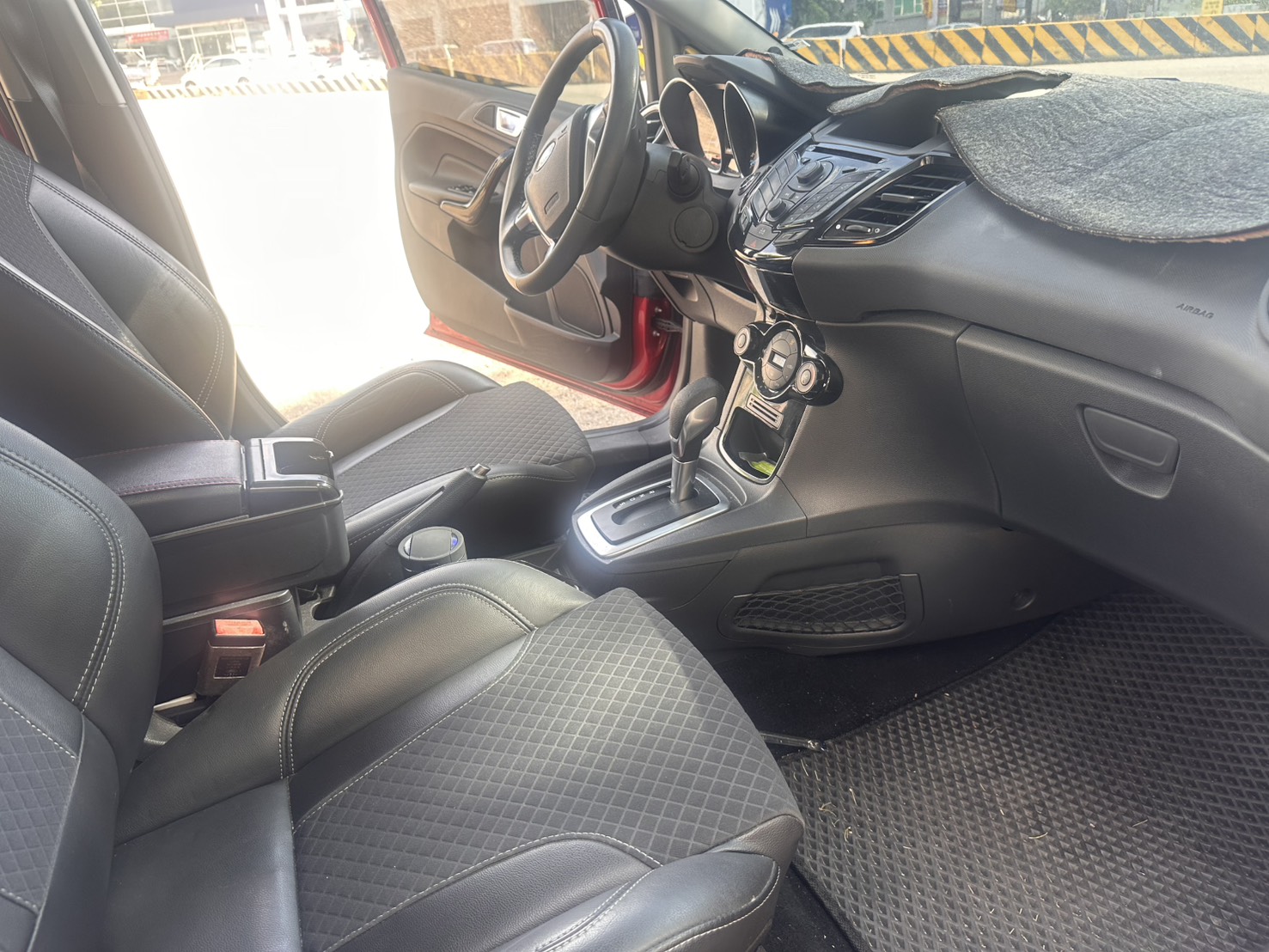 2016 Ford Fiesta EcoBoost 125 運動型