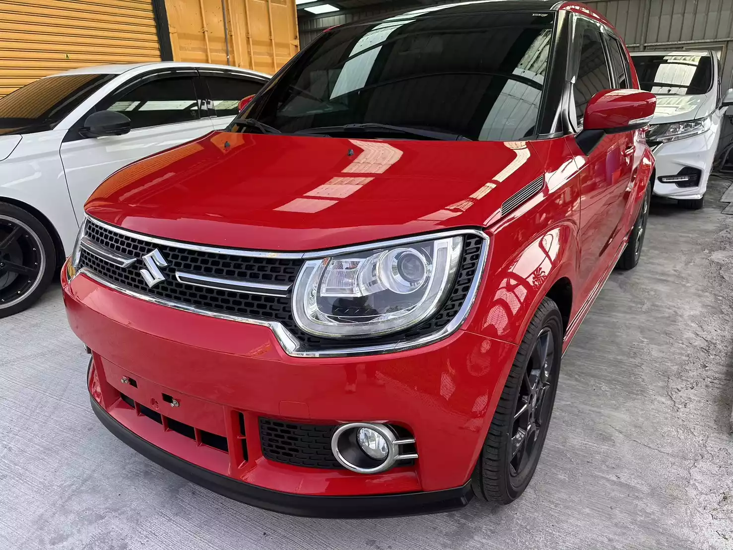 2019 Suzuki Ignis red