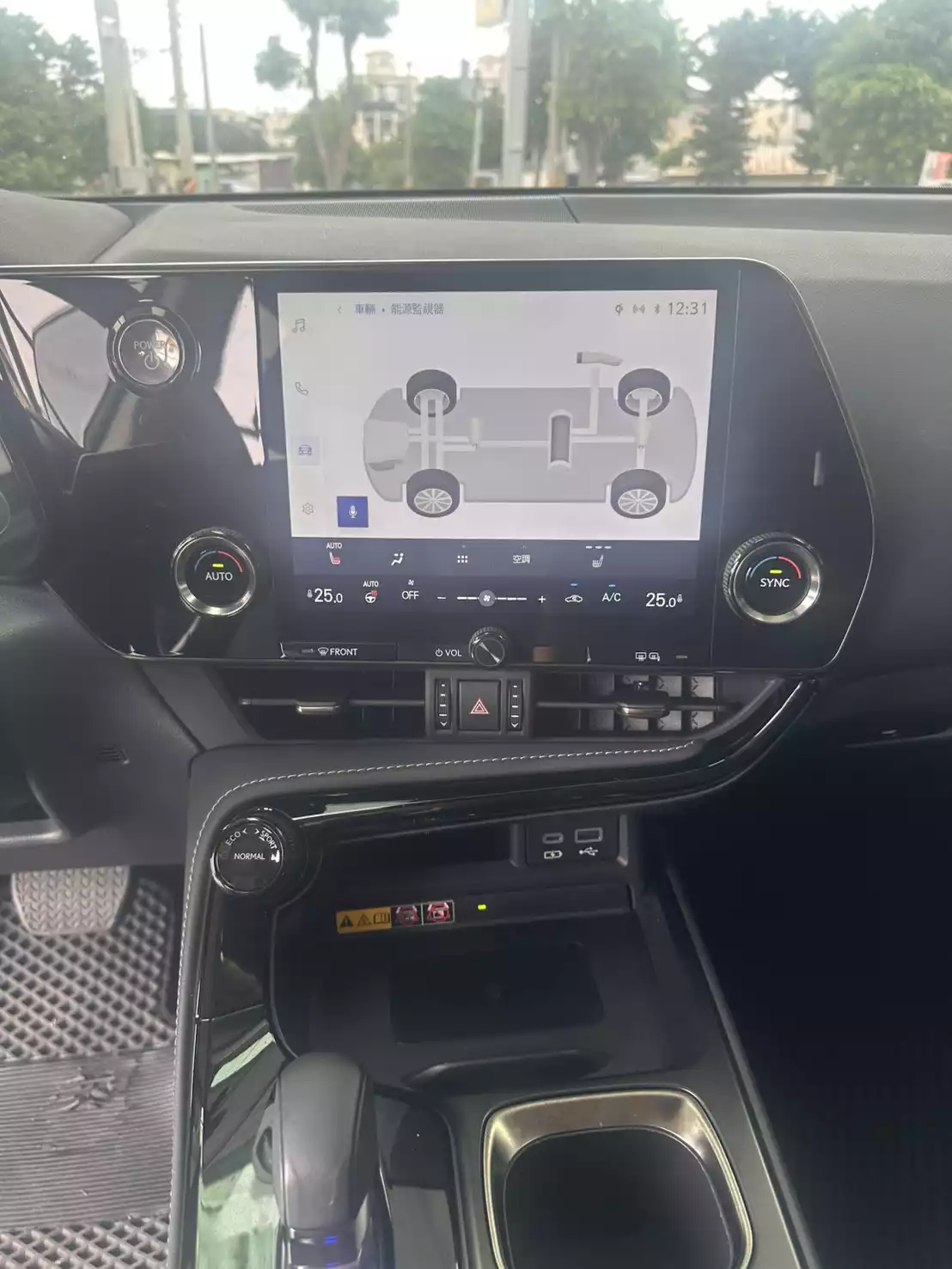 lexus-nx-450h-2023-白色