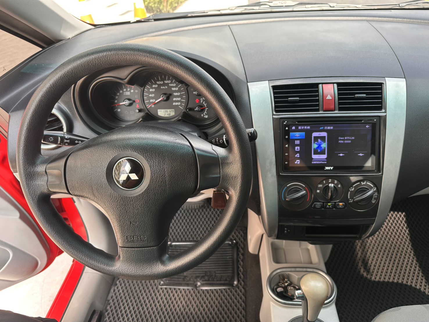 mitsubishi-colt-plus-1.6-2010年紅色