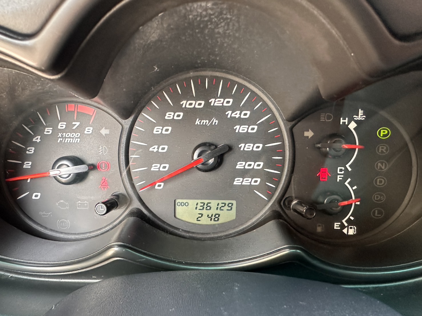 mitsubishi-colt-plus-1.6-2010年紅色
