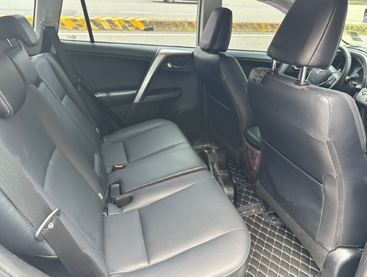 豐田Toyota 2.5cc自排車