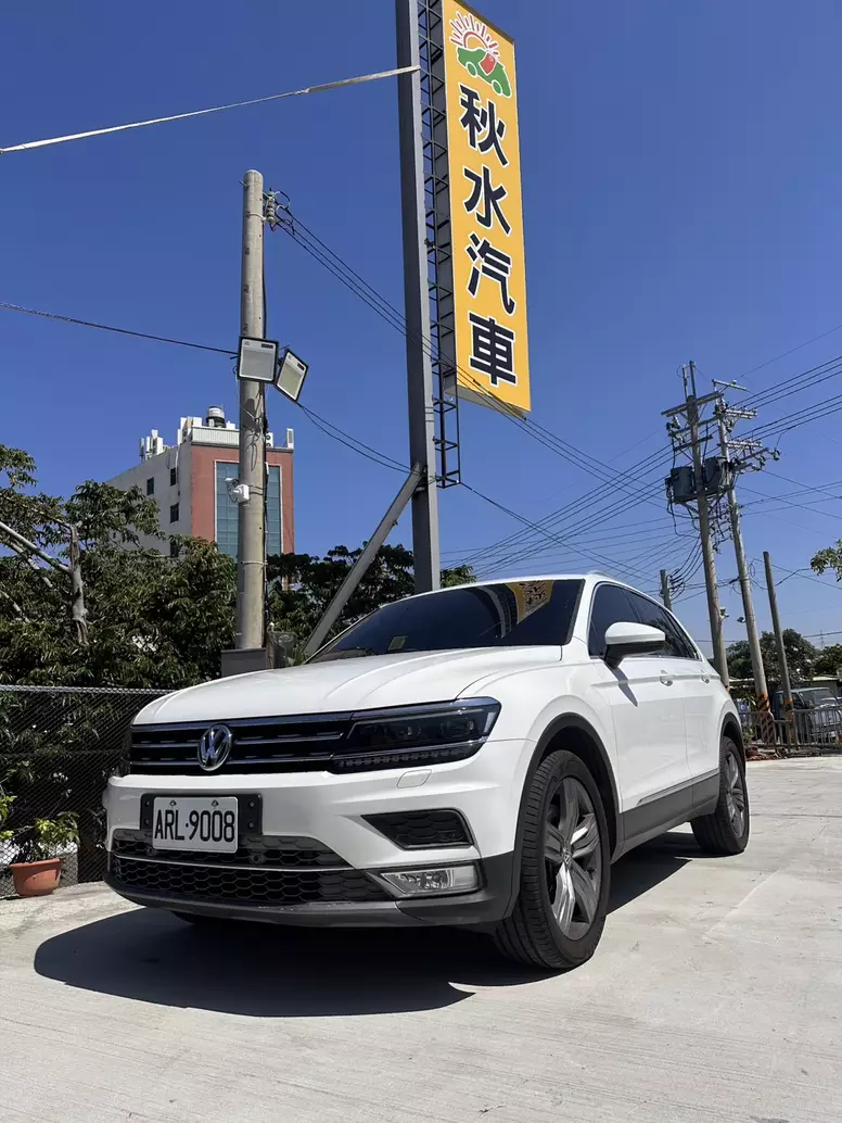 volkswagen-tiguan-330-tsi-highline-2016年出廠2017年式-白色2000cc-自手排
